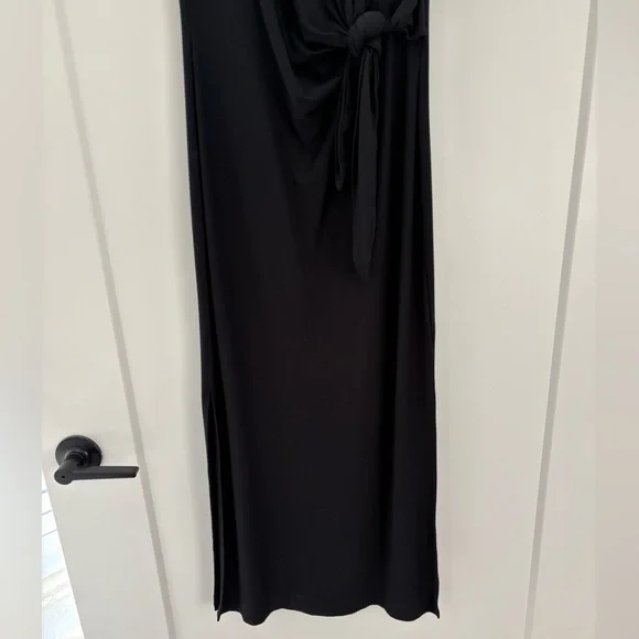 Wilfred Classic Black Maxi Dress - Picture 4 of 7